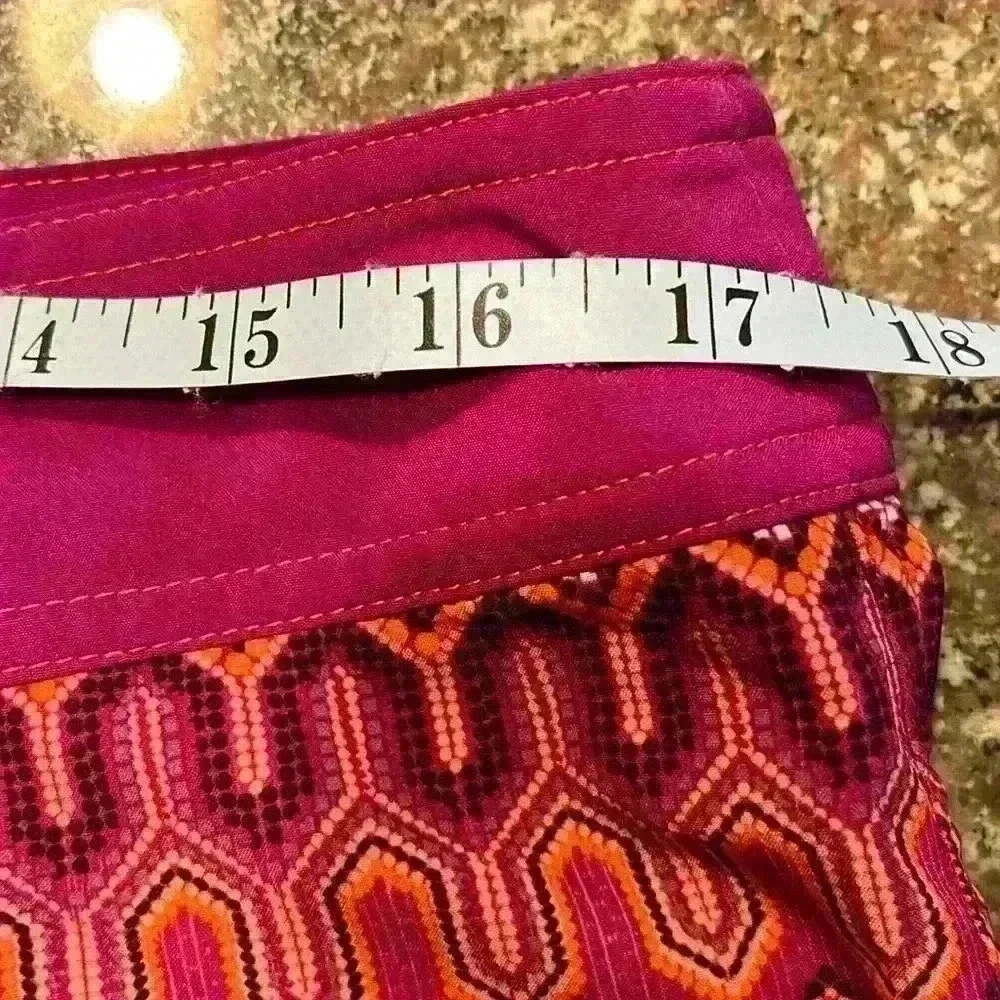 EUC Prana Boardshorts Geometric Abstract Multicolor Women’s Sz L - Picture 8 of 11